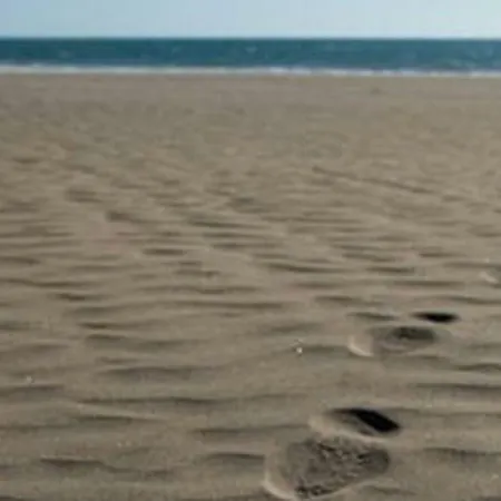 Primera Linea De Playa De Burras Apartment *