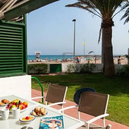 Primera Linea De Playa De Burras